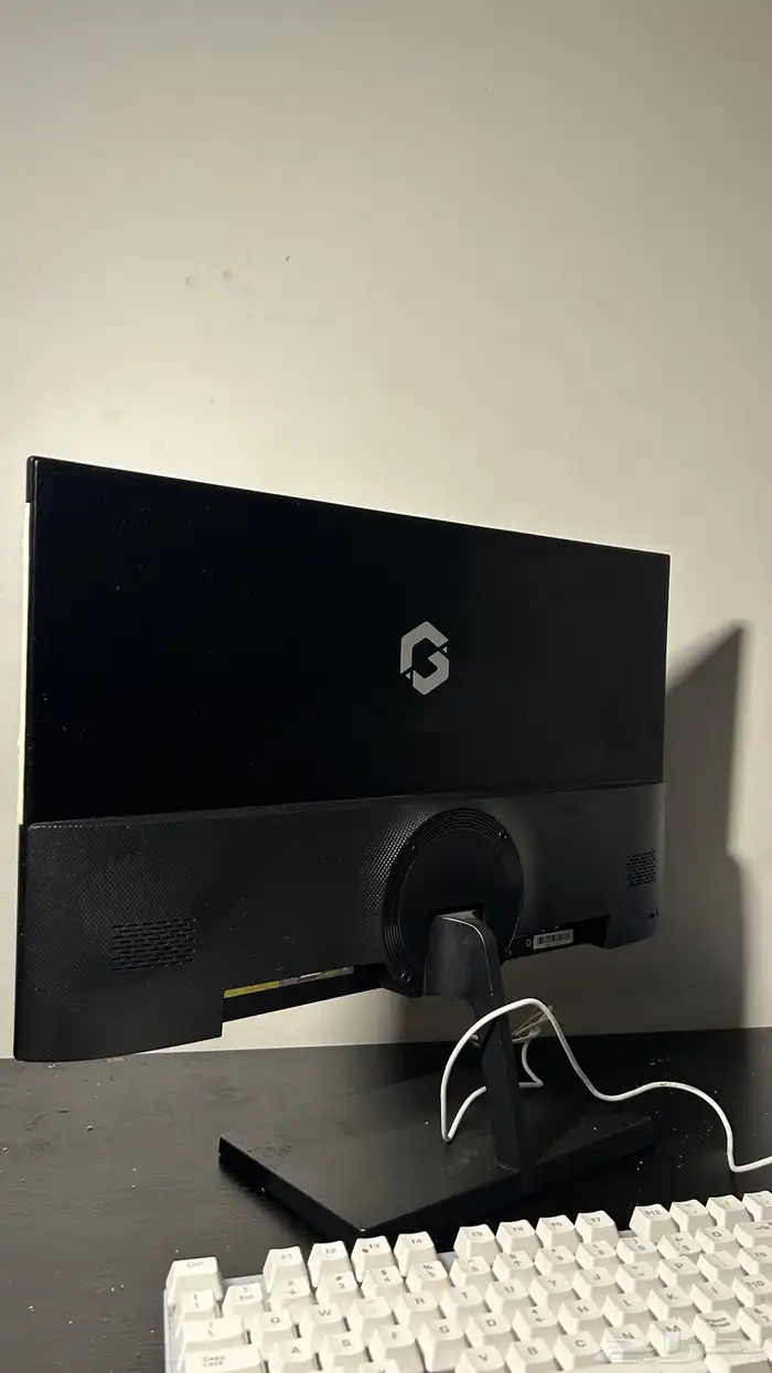 شاشة قيمنق تنفع سوني و بي سي 4