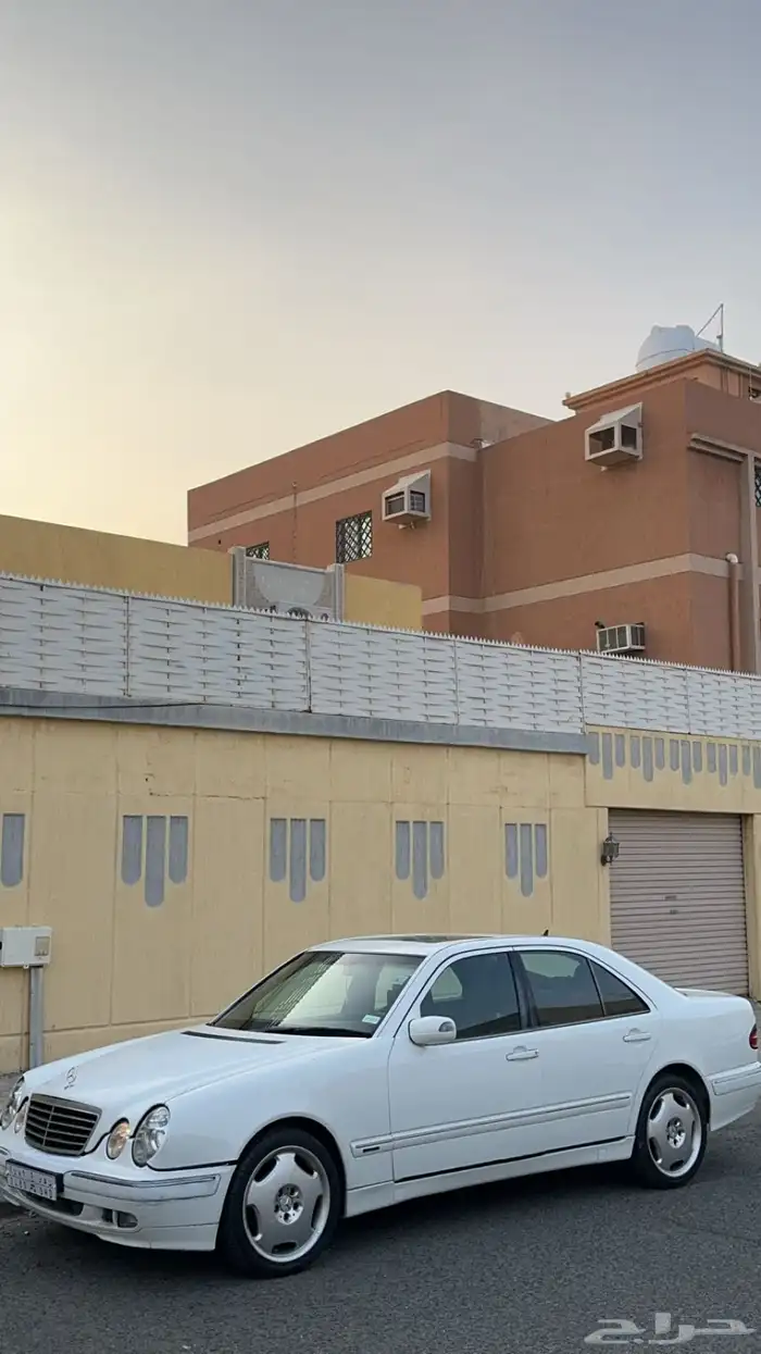 مرسيدس بنز E240 موديل 2002 8