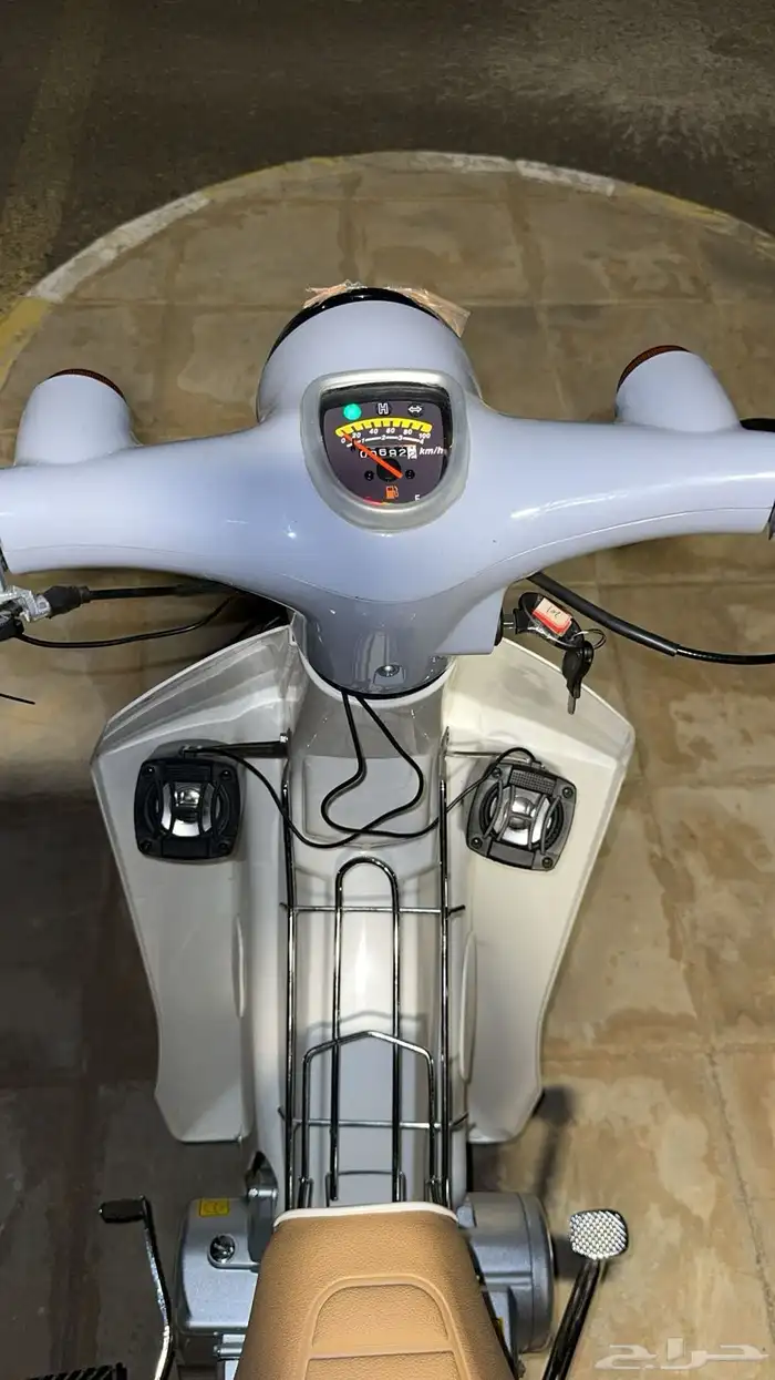 دباب شبيه هوندا. 11