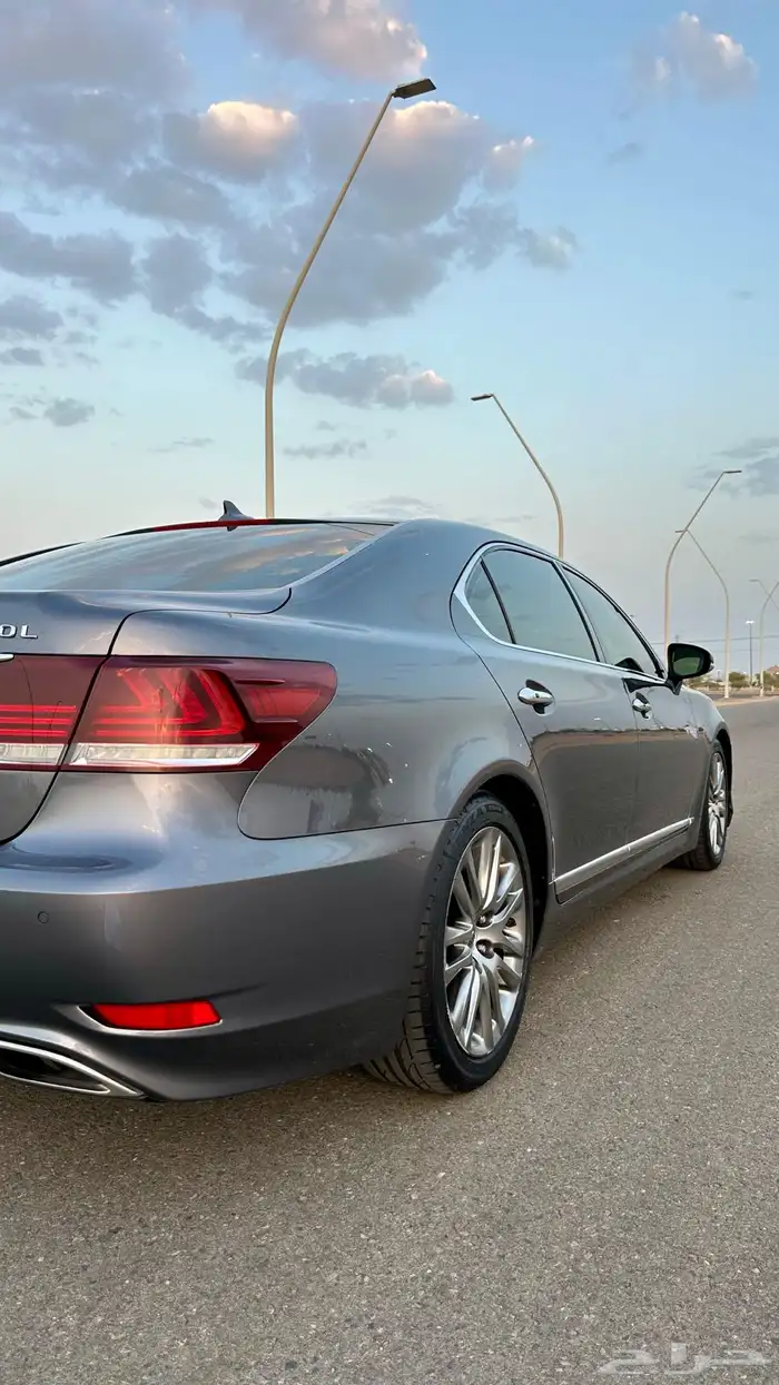 لكزس 2013 لارج نظيف 2