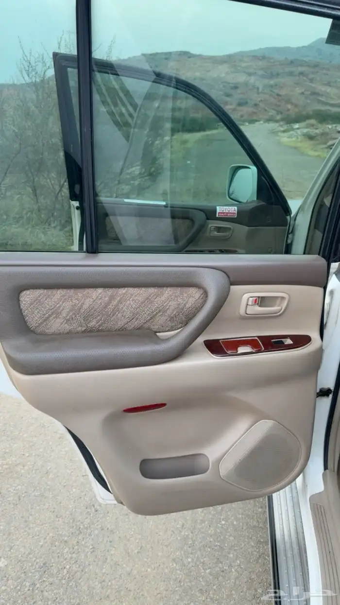 جيب لند كروزر 10