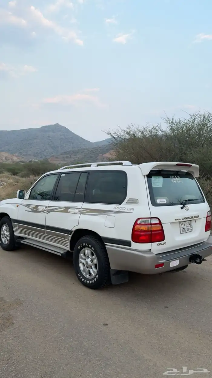 جيب لند كروزر 15