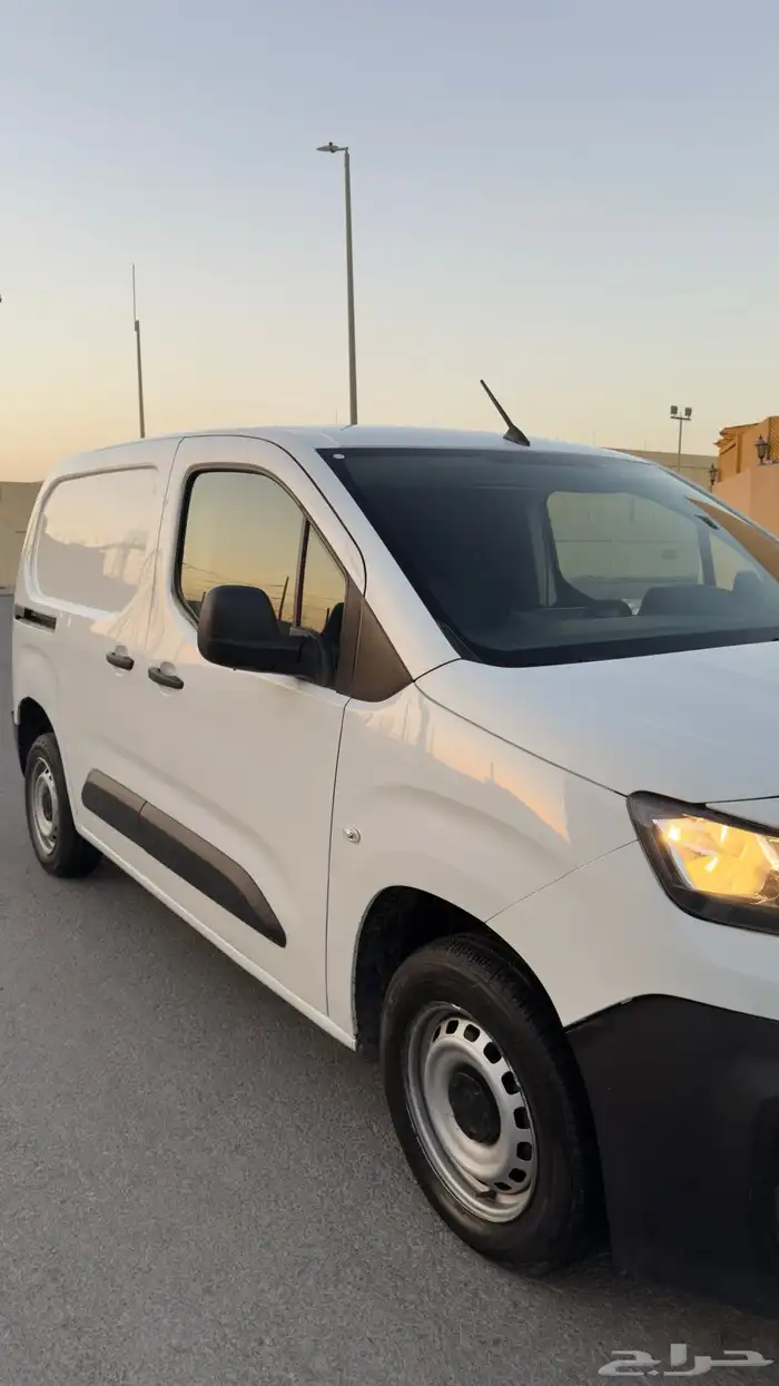 بيجو بارتنر 2022 فان بضاعة ديزل 4