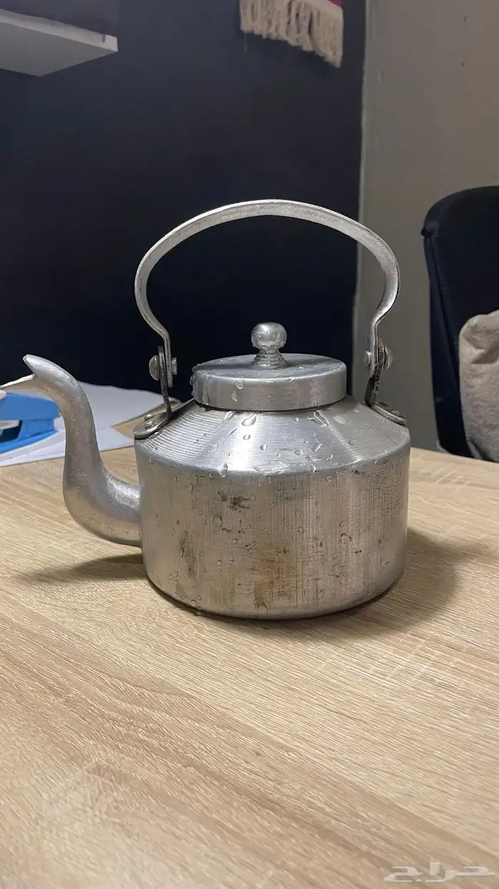 ابريق هندي ابو تاج قديم معدل 1