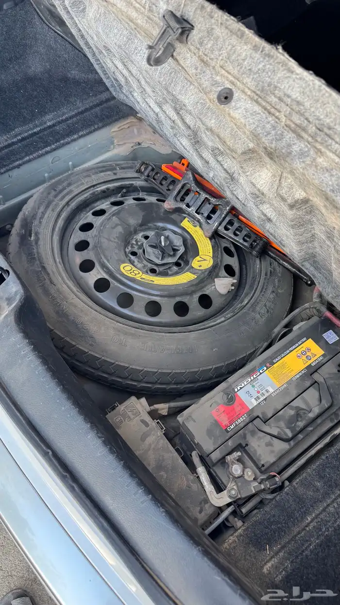 كرايسلر c300 اكزقتيف 2013 هيمي 5.7 16