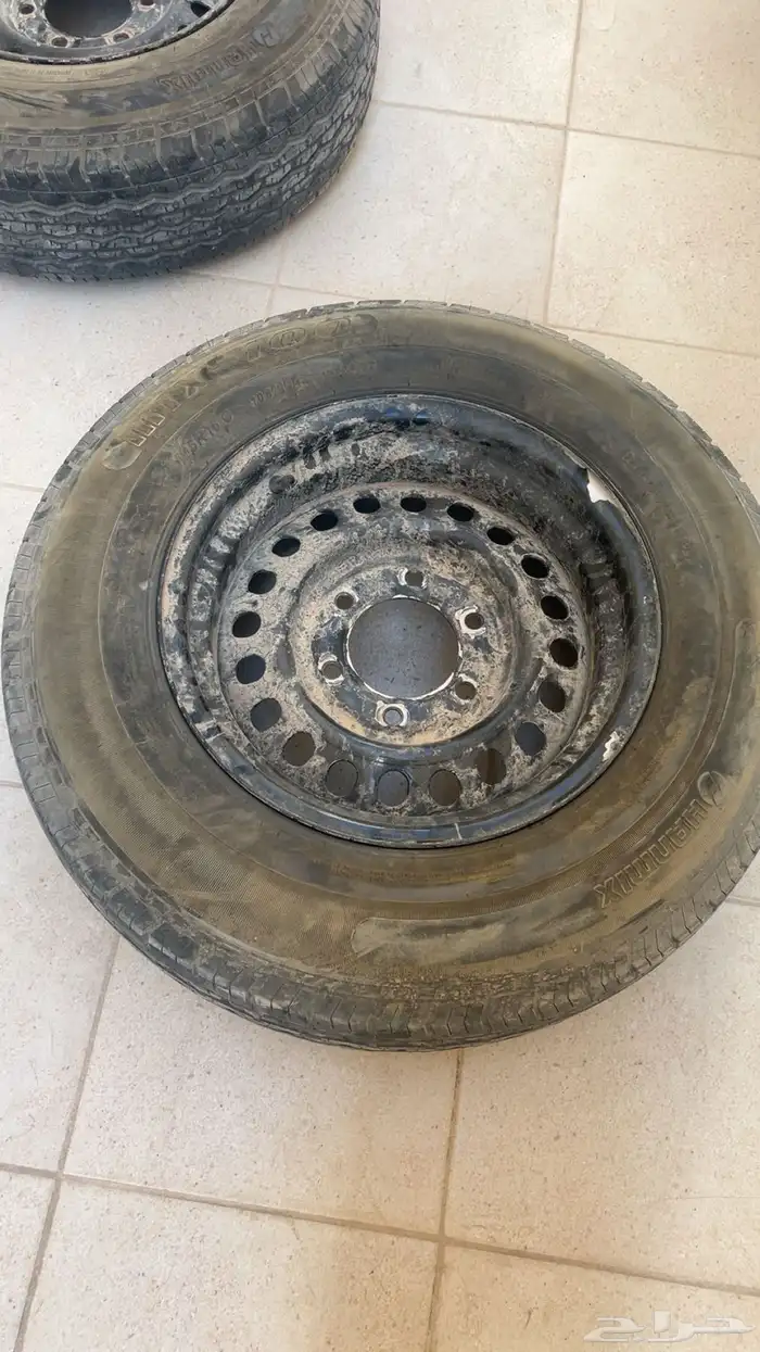 سلام عليكم اعرض لكم جنوط ددسن مرسيدس سوداء مقاس 15 صيني 4