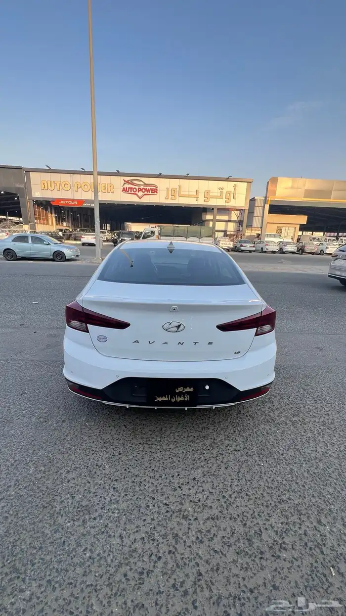 النترا 2020 نص فل 1.6 بنزين بصمه 12