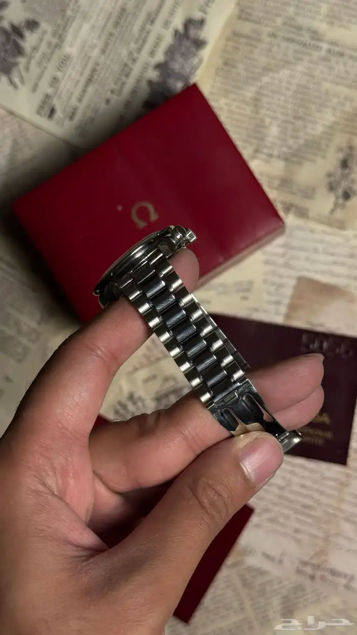 أوميغا سبيدماستر 4