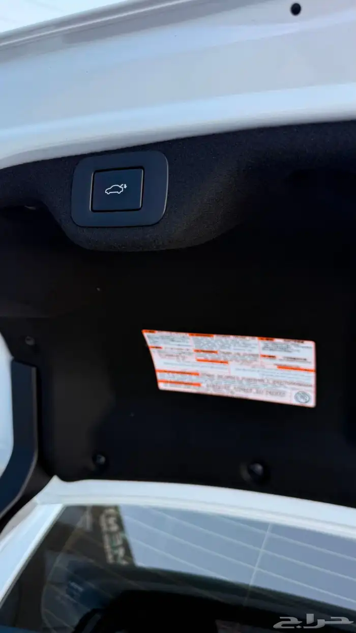 للبيع لكزس 2023 ES 250 فل كامل 25