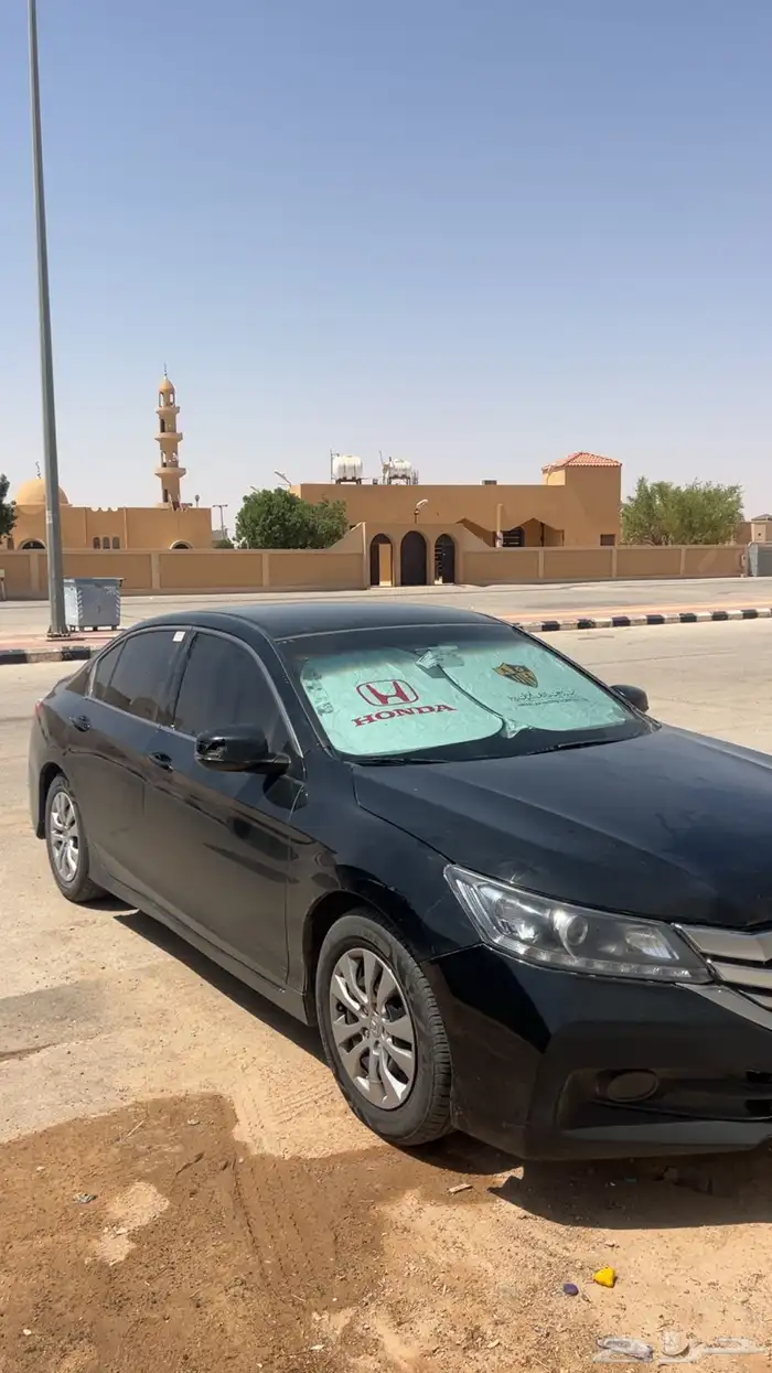 هوندا اكورد اسود 2015 10