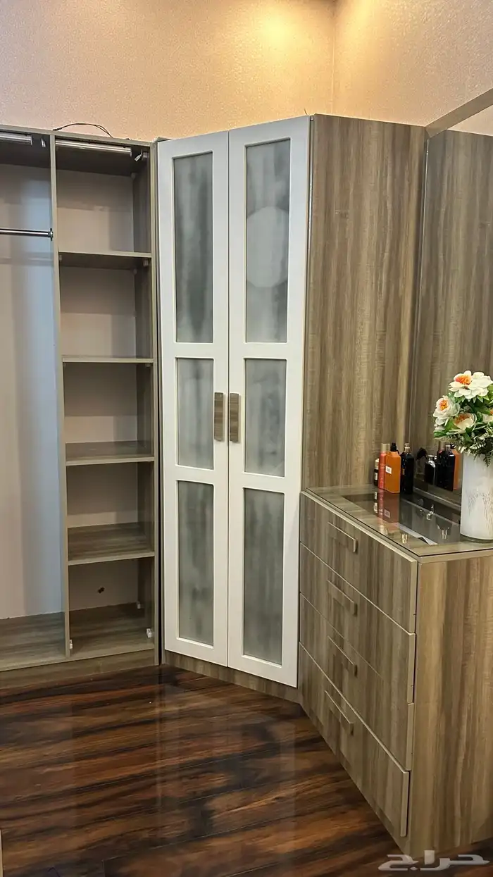 سرير سليب هاي انفينيتي 2 ودولاب ملابس زاوية مع تسريحة 6