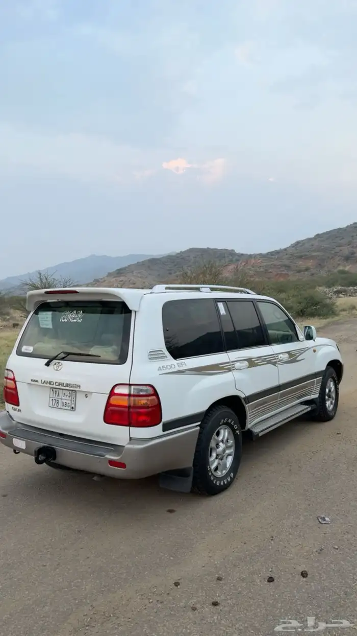 جيب لند كروزر 3