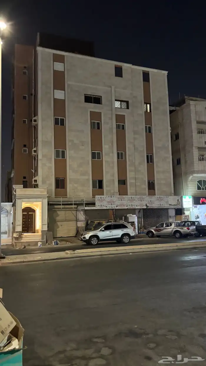 شقق ومحلات للايجار 23