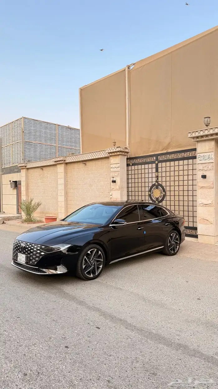 هونداي ازيرا 2020 ( بنزين) v6 فل كامل بانوراما 1