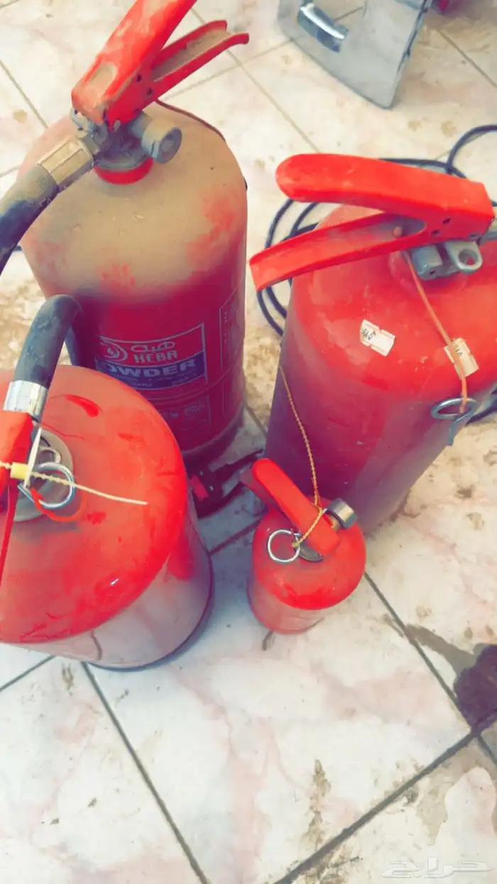 للبيع محل زينة سيارات ب غراضه كامله 4