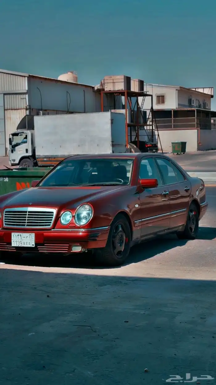 للبيع مرسيدس ابو عيون موديل 1999 0