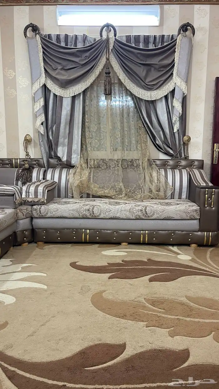 كنب مجلس 4 في 5 0