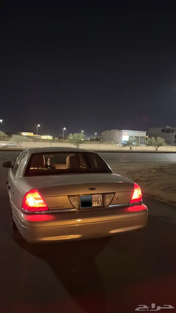 فورد كراون فكتوريا 2011 1