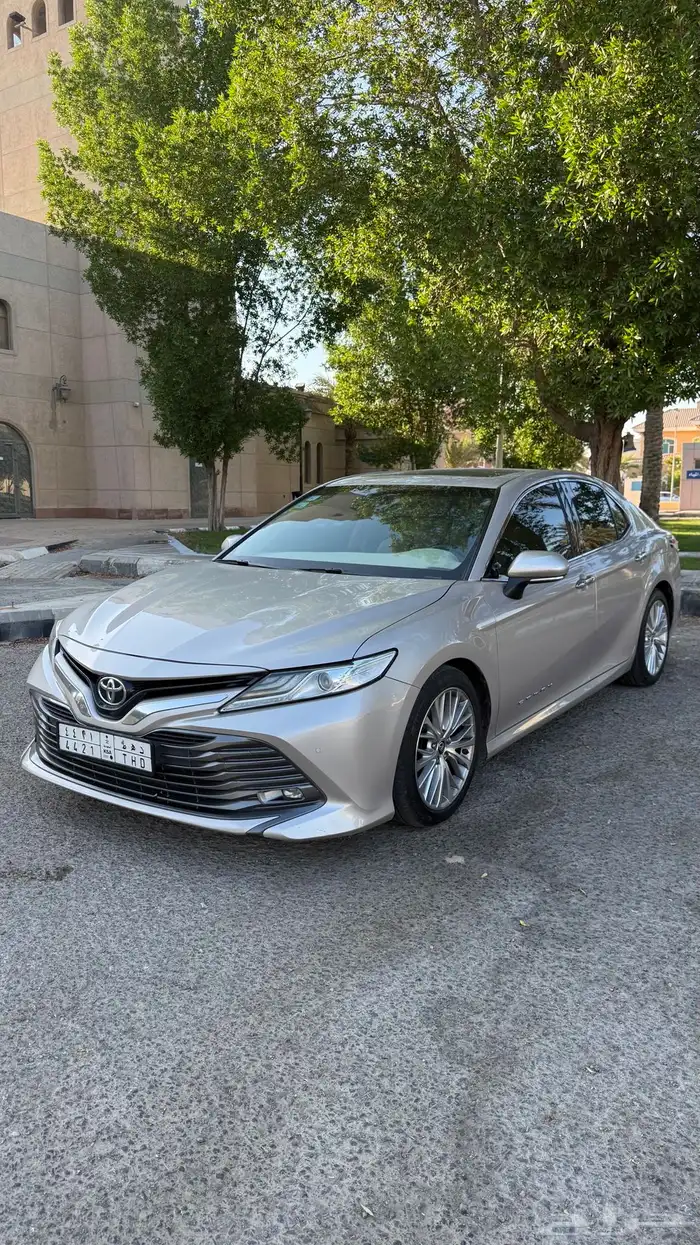 للبيع كامري 2020 لميتد - 6 سرندل 0