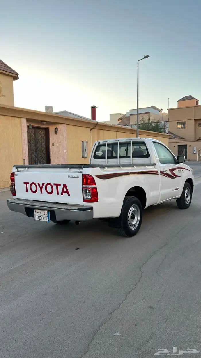 هايلكس 2014 نظييفه 2