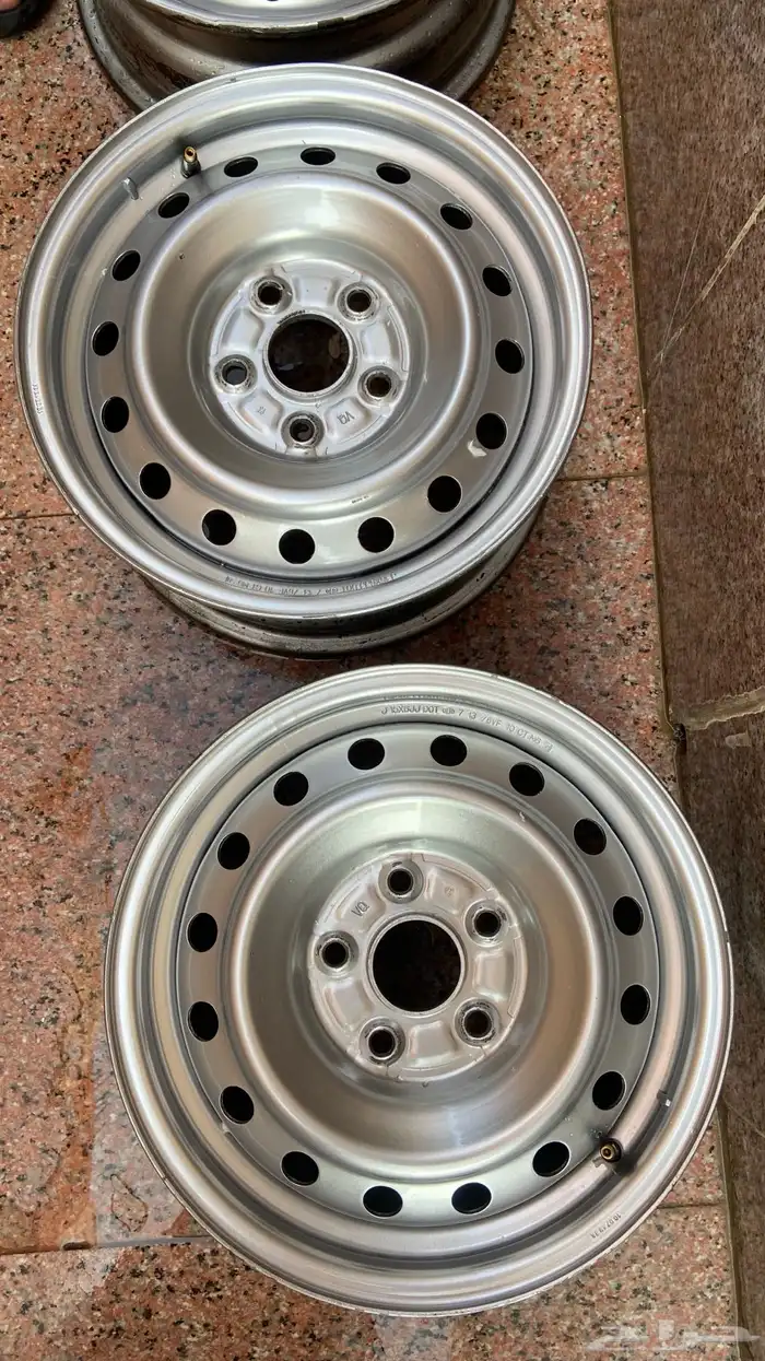 جنوط هايلوكس اصلي مقاس 15 2