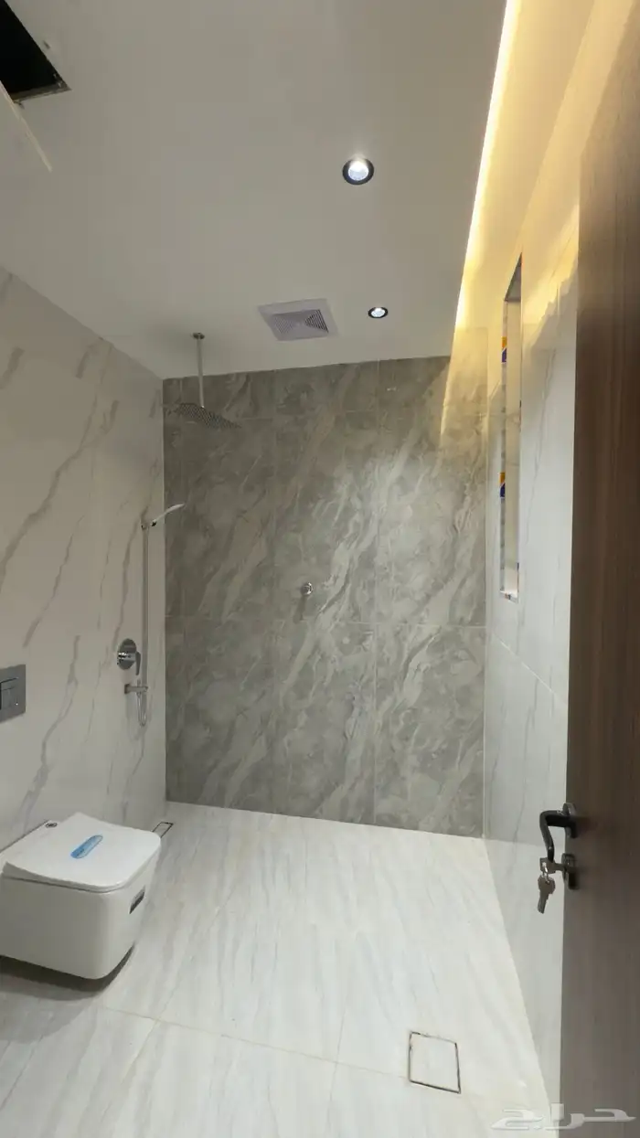 شقه تمليك مودرن جديده بحوش ومدخل خاص في بيداء السلام 7