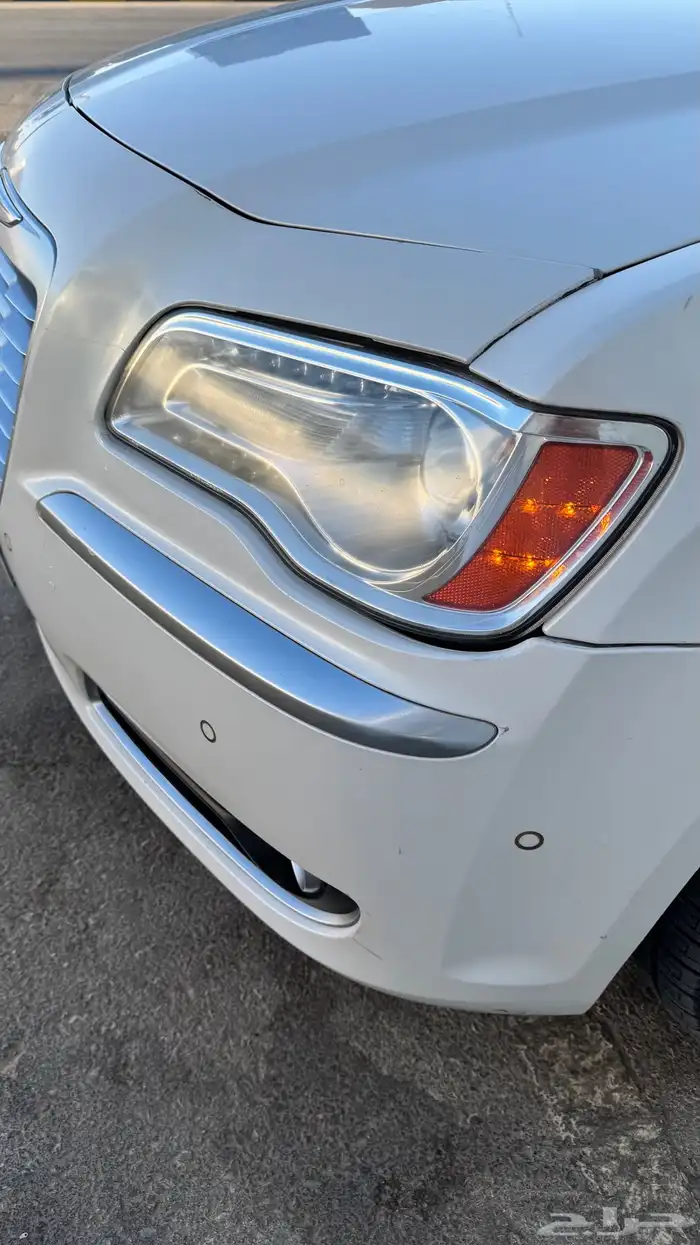 كرايسلر c300 اكزقتيف 2013 هيمي 5.7 4