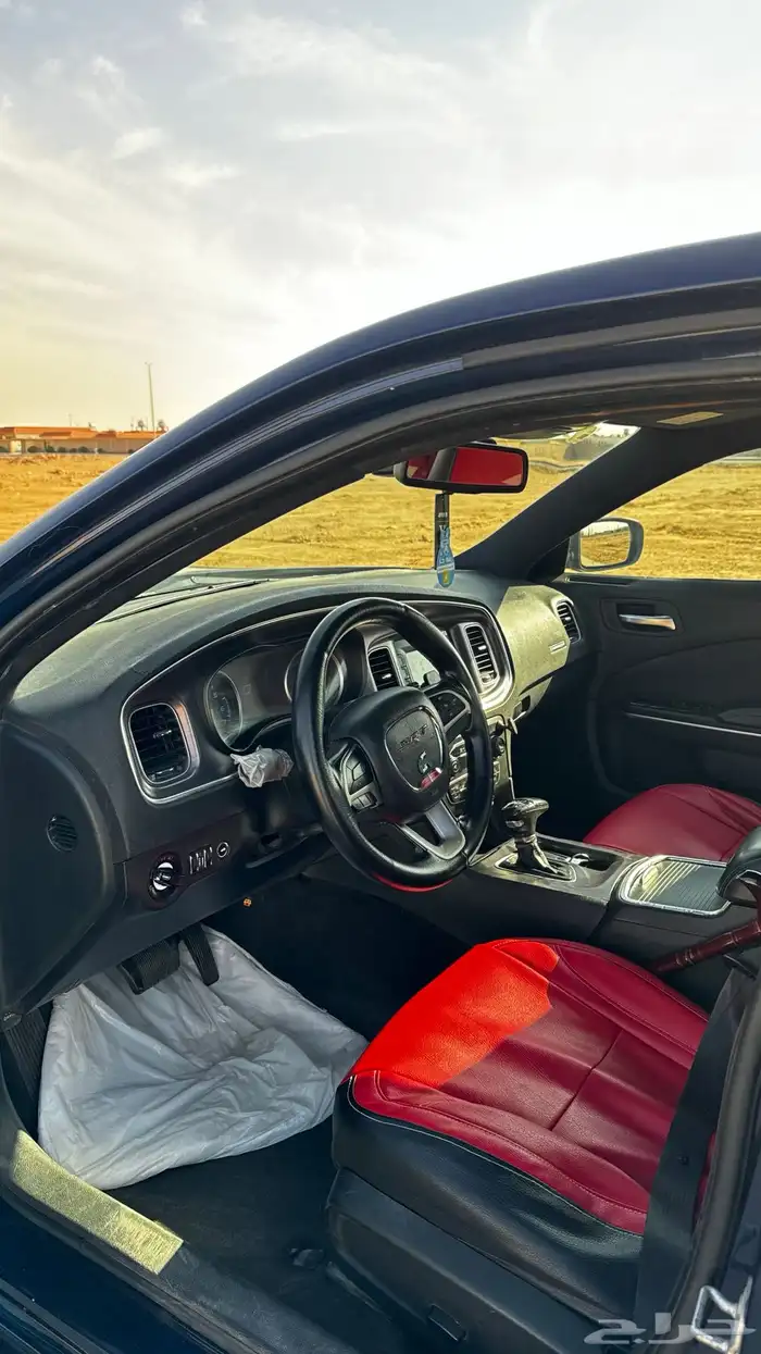 للبيع دودج تشارجر 5