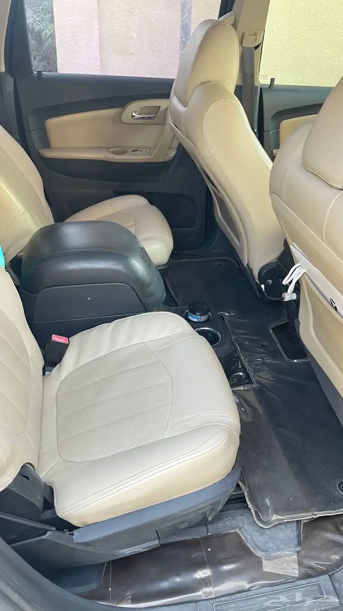 شيفرولية ترافيرس 17