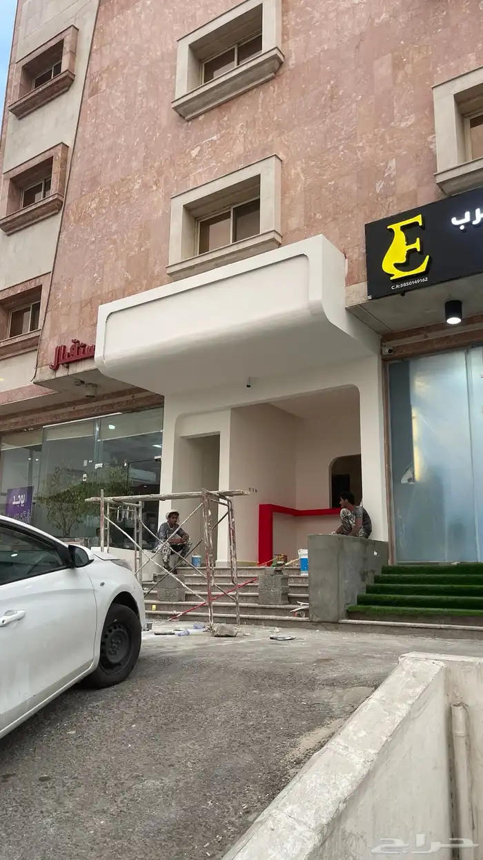 مقاول تشطيب وتاسيس وتجهيز محلات تجاريه للمقاولات 27