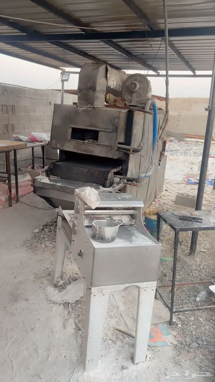 فرن مخبز خبز سير عجانة فرادة طاولات أستيل للبيع 0