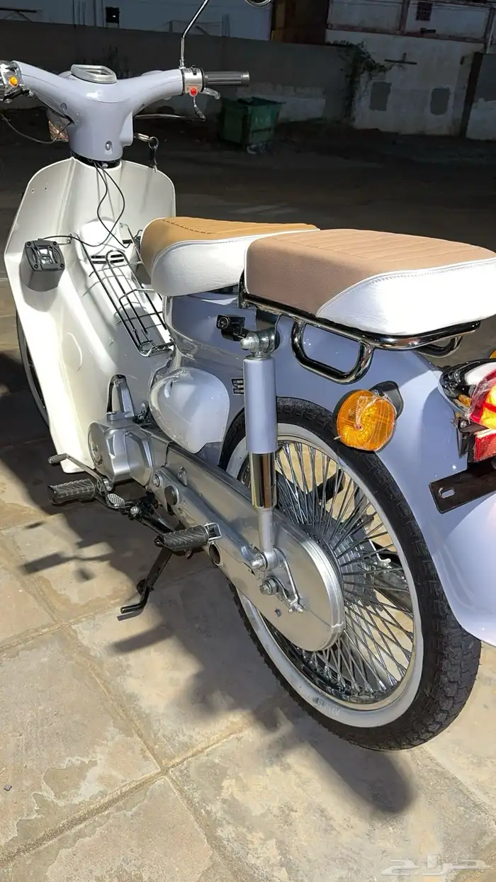 دباب شبيه هوندا. 3