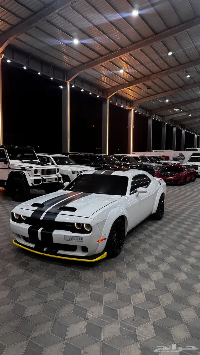 تشالنجر SRT 6.4 4