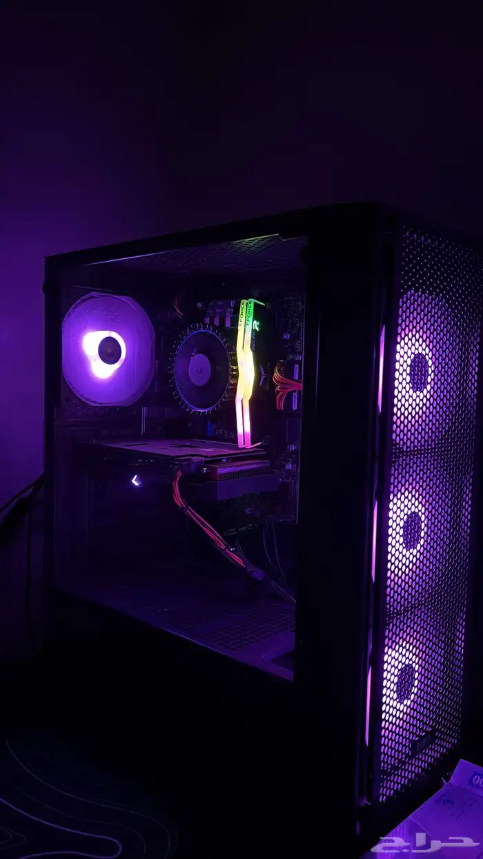 Pc قيمنق للبيع 0