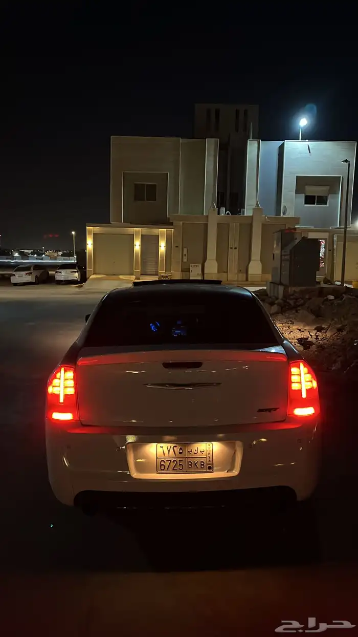 كرايسلر للبيع او بدل مناسب 3