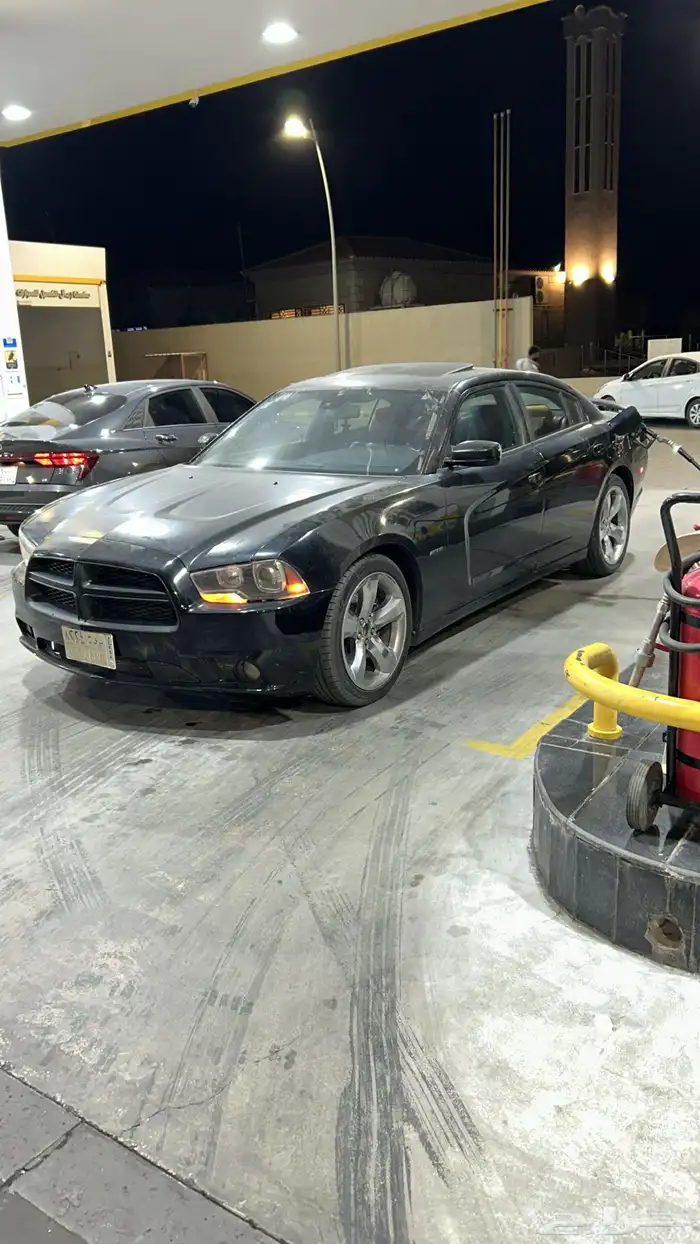 تشارجر 2013 ار تي فل هاوس V8 10