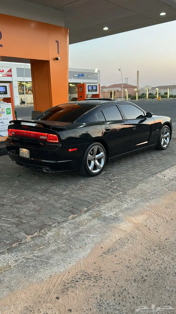 تشارجر 2013 ار تي فل هاوس V8 1