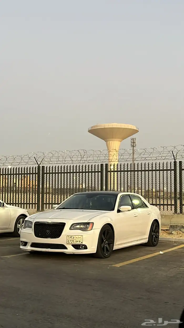 كرايسلر للبيع او بدل مناسب 1