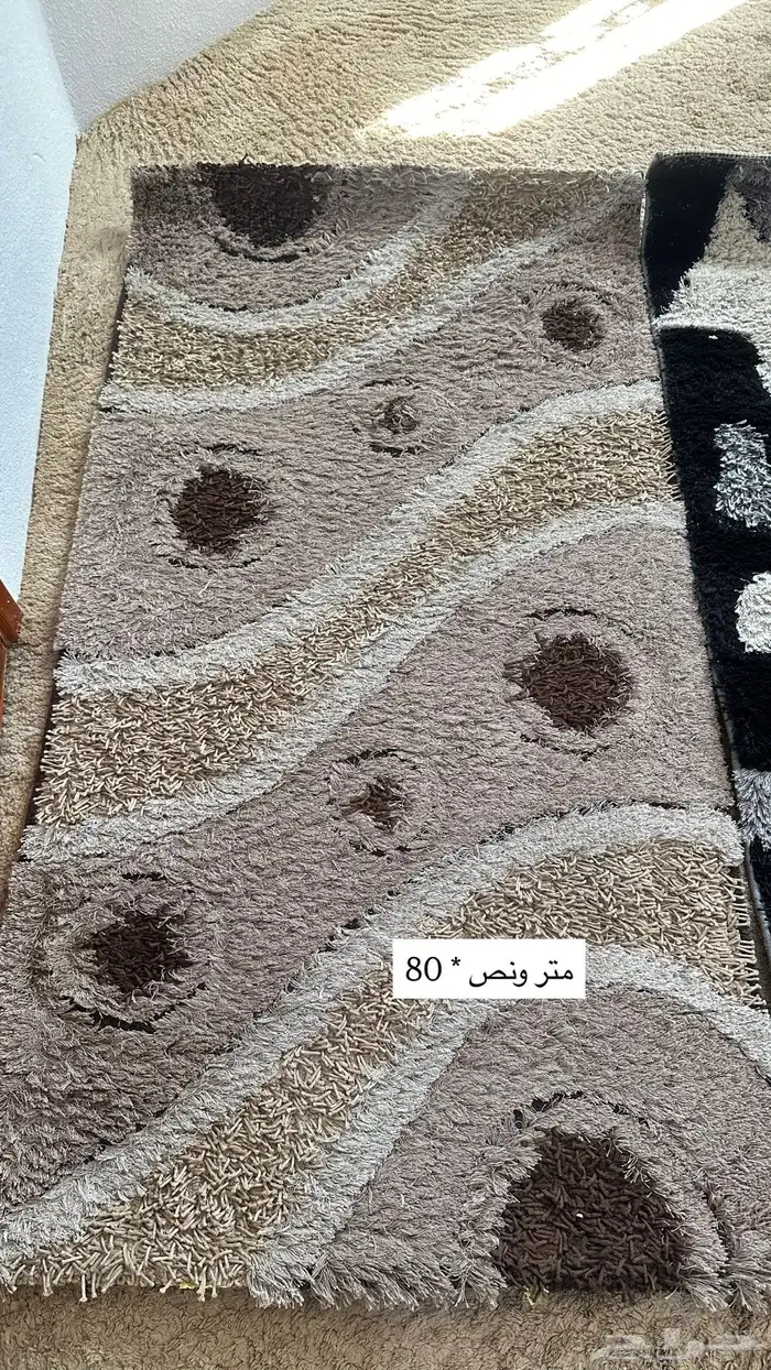 سرير اطفال وقطع سجاد 9