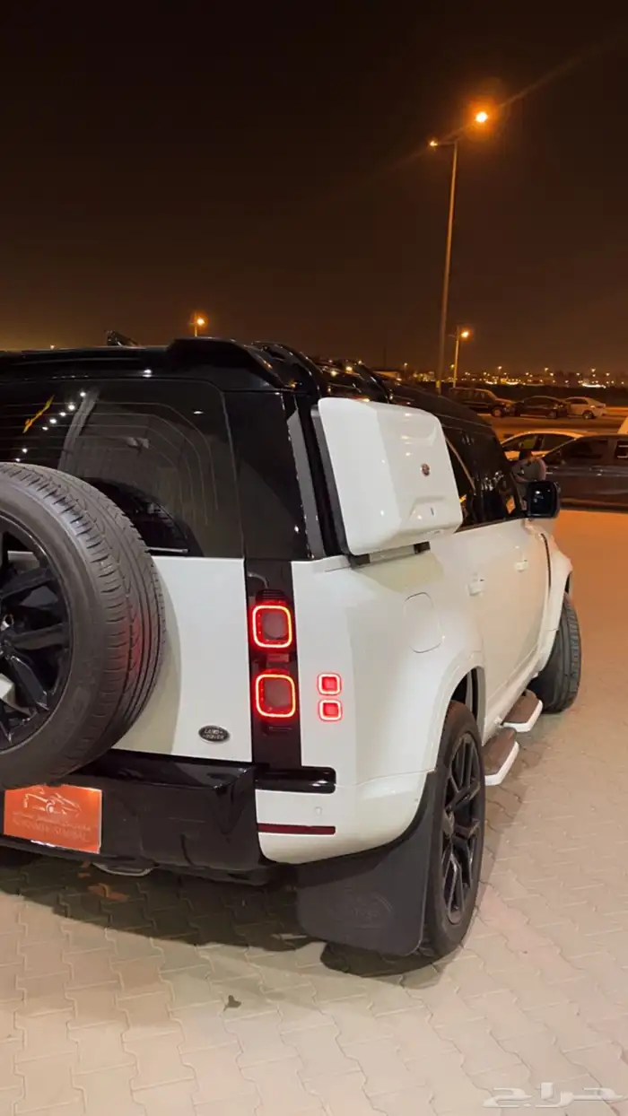 لاند روفر ديفندر 2020 6