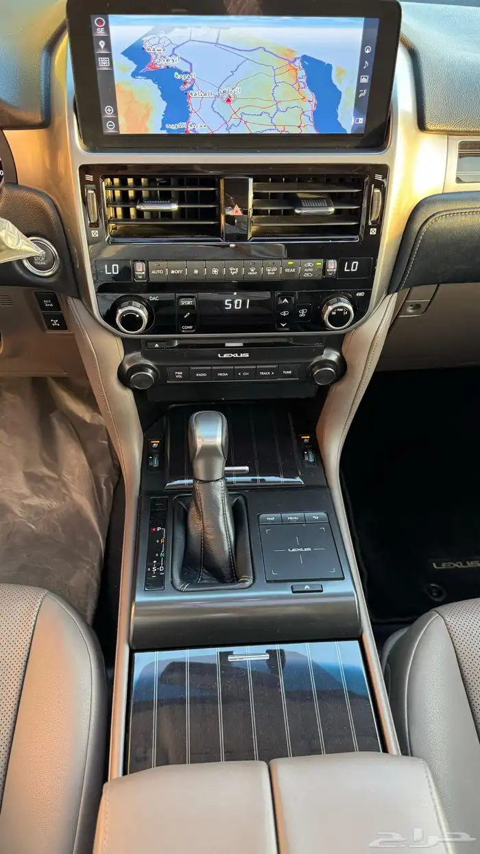 لكزس GX460 2023 سعودي 7