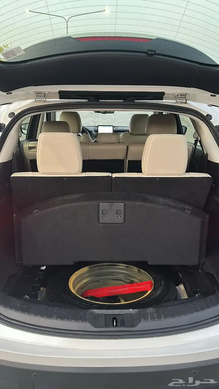 مازدا cx-9 2023 نص فل جلد فتحه 19