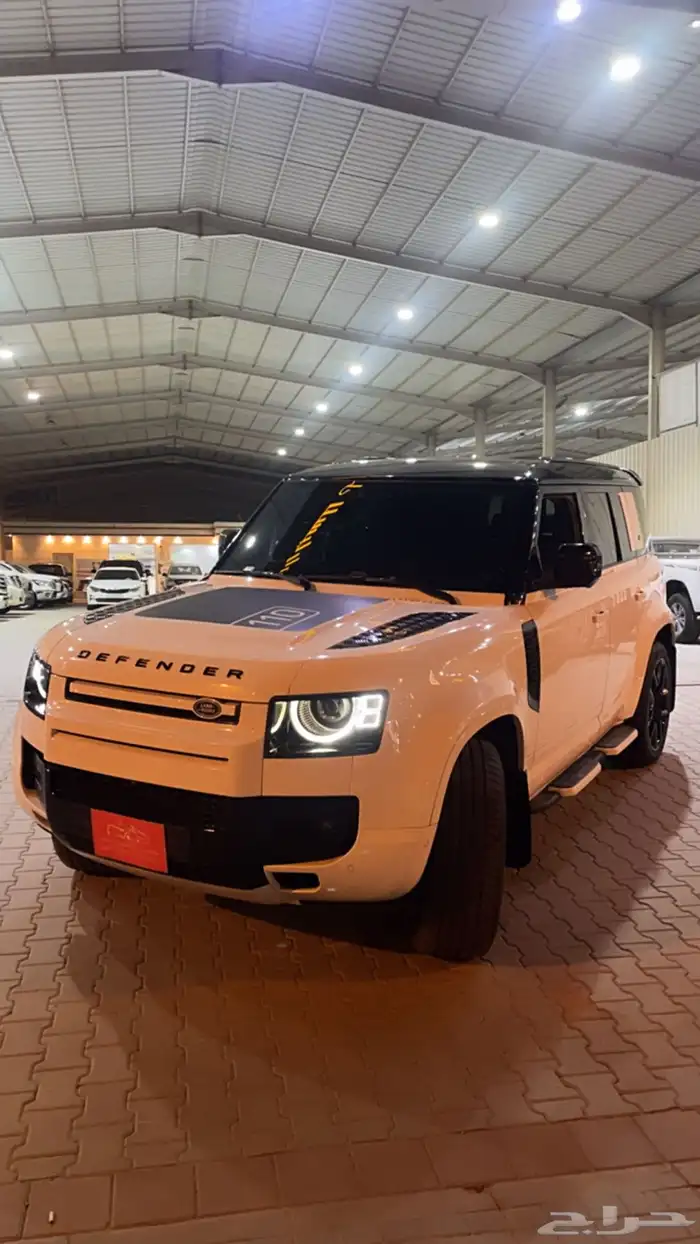 لاند روفر ديفندر 2020 13