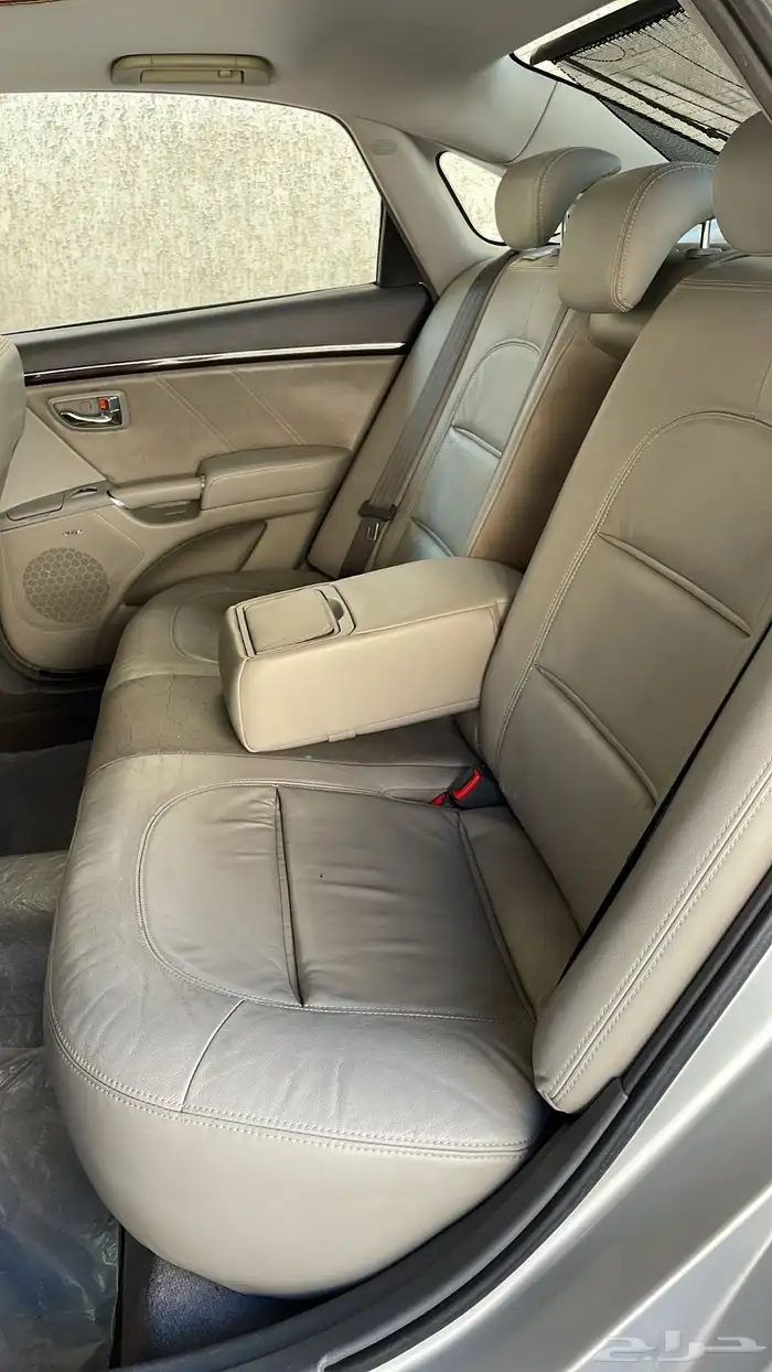 هيونداي ازيرا 12