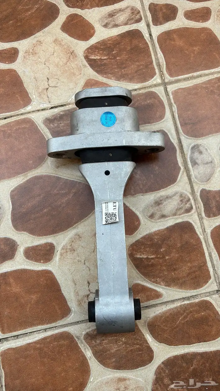 كرسي مكينة خلفي ازيرا 2013 0