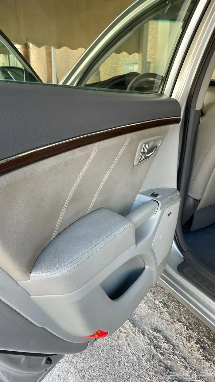 هيونداي ازيرا 13