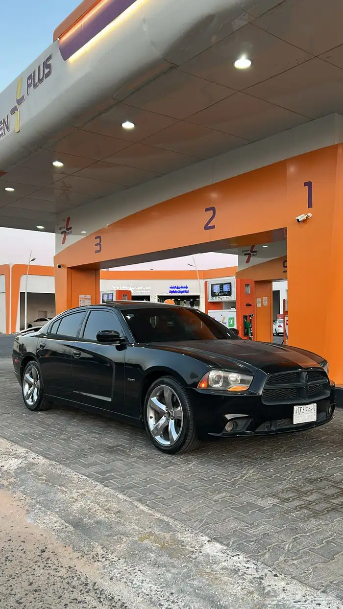 تشارجر 2013 ار تي فل هاوس V8 9