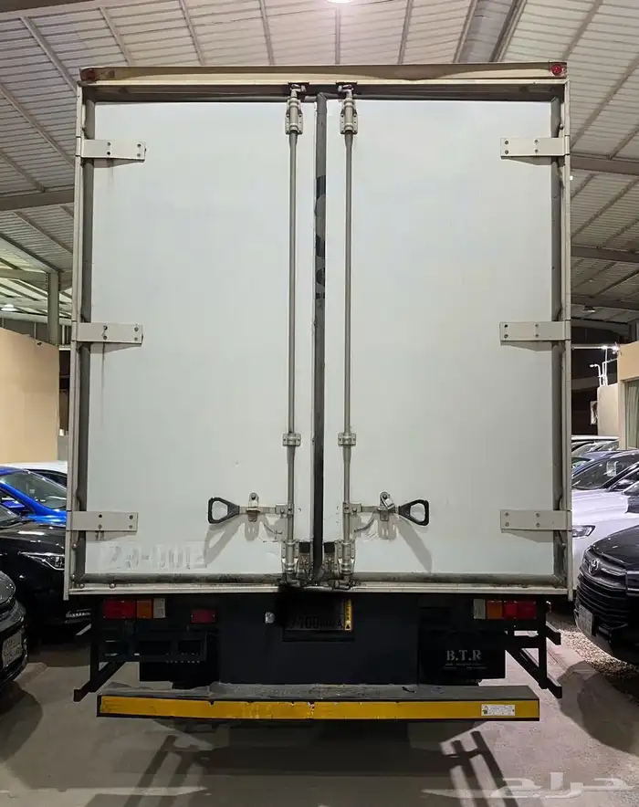 ايسوزو لوري 13طن حاافظة 2020 3