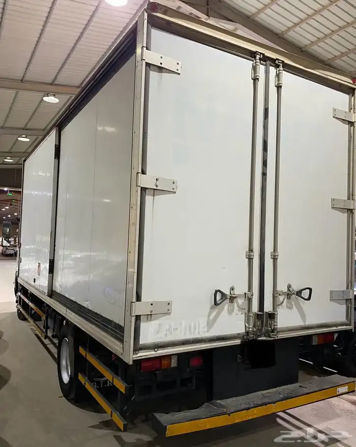 ايسوزو لوري 13طن حاافظة 2020 5