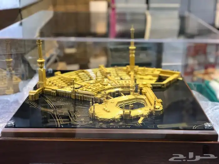 دروع تذكارية ومجسمات وهدايا فاخرة 6